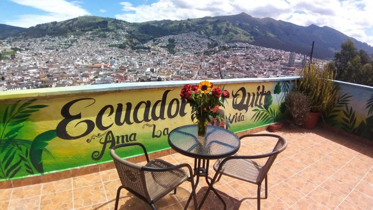 Itchimbia Garden Con La Mejor Vista De Quito Y Spa Extérieur photo